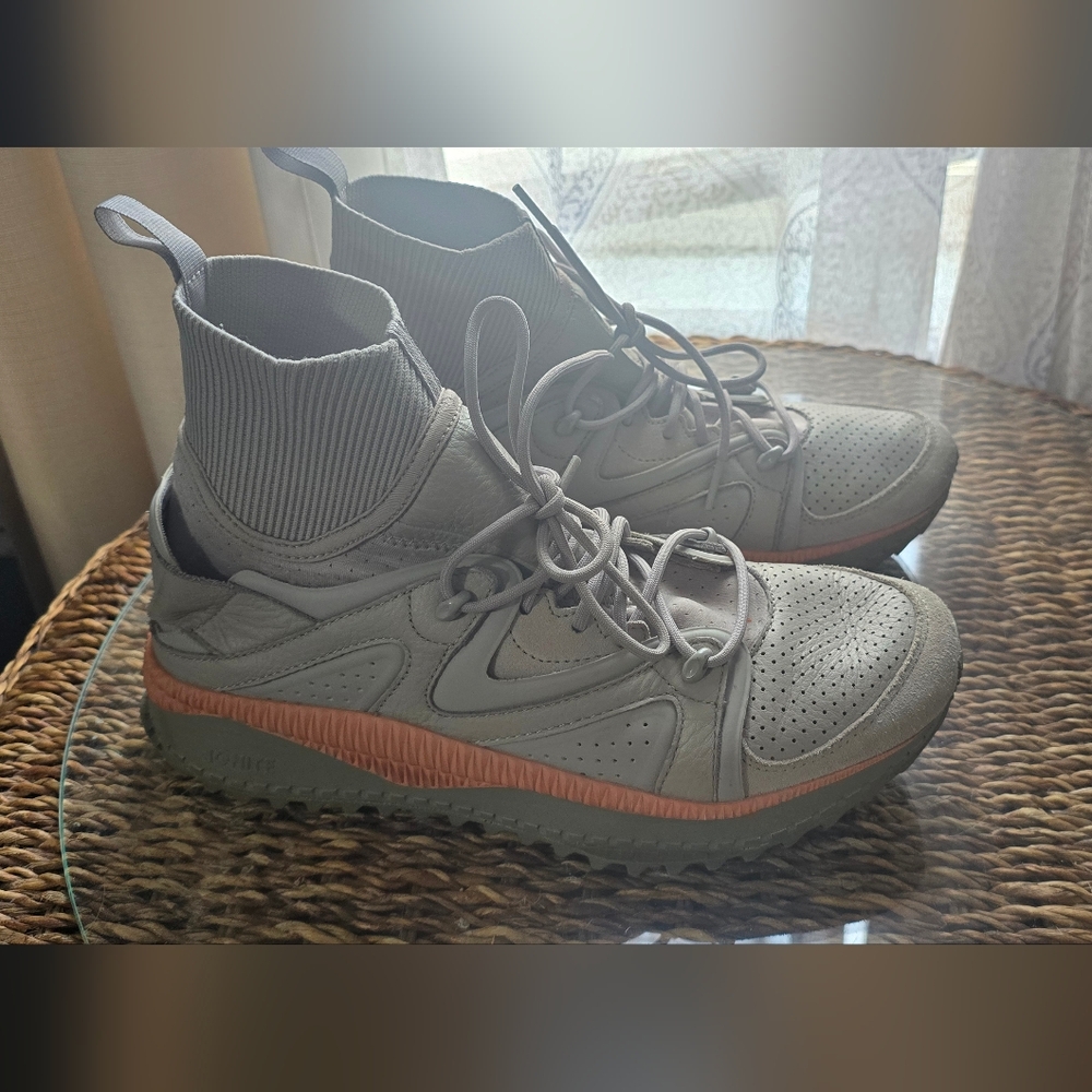 Puma X Han Kjobenhavn Gray High-Top Sneakers Peach Accents Size 8